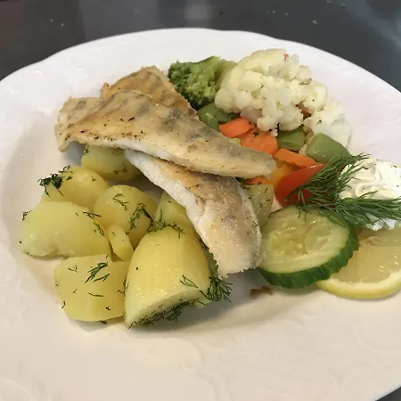 Gaestehaus Baerwald ゲストハウス 3*