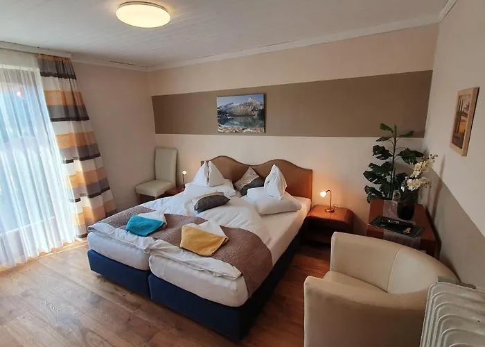 בית הארחה Gaestehaus Baerwald